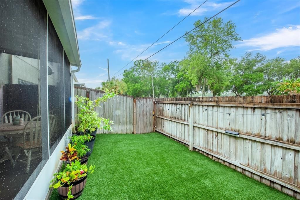 Active With Contract: $2,350 (3 beds, 2 baths, 1597 Square Feet)