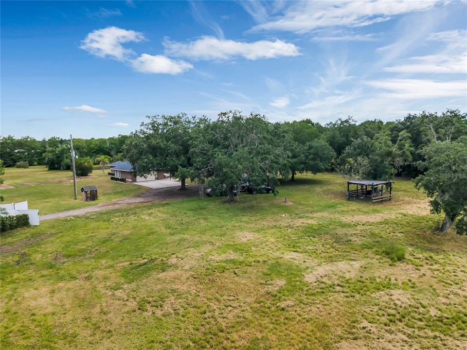 Active With Contract: $740,500 (3 beds, 2 baths, 2137 Square Feet)