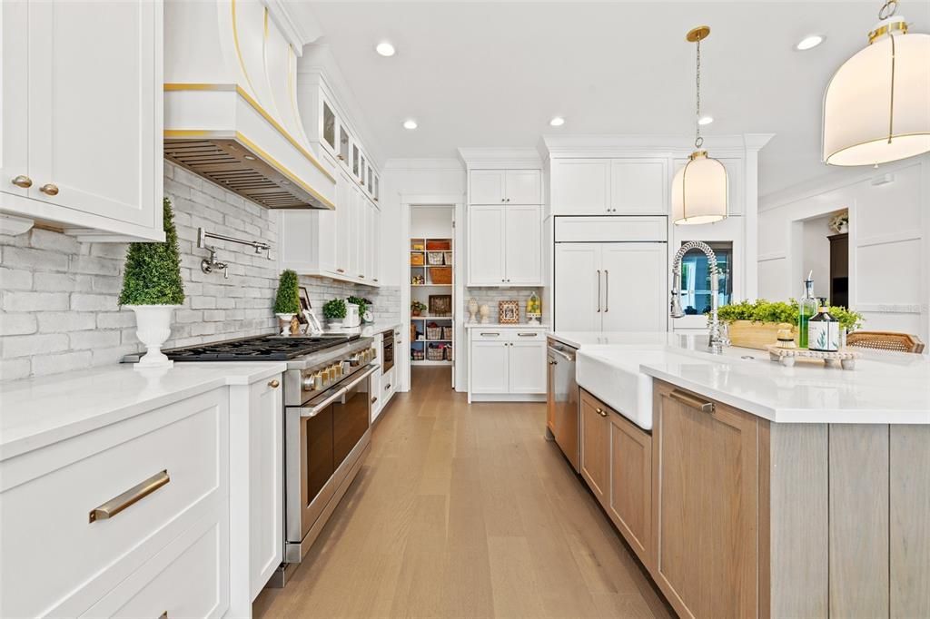 Stunning Kitchen!