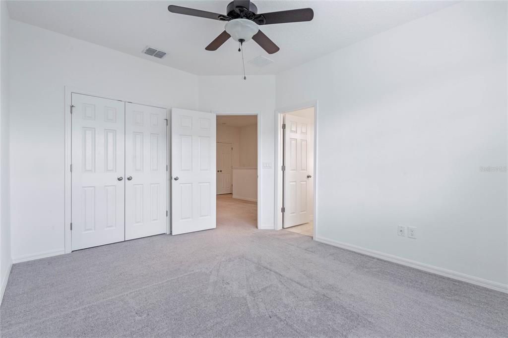 Active With Contract: $449,000 (3 beds, 3 baths, 2032 Square Feet)