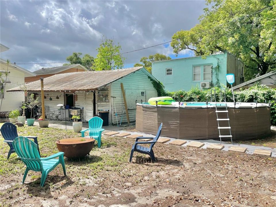 Active With Contract: $300,000 (4 beds, 2 baths, 1615 Square Feet)