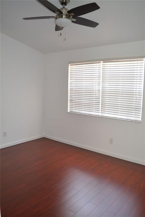 Active With Contract: $2,800 (2 beds, 2 baths, 1700 Square Feet)