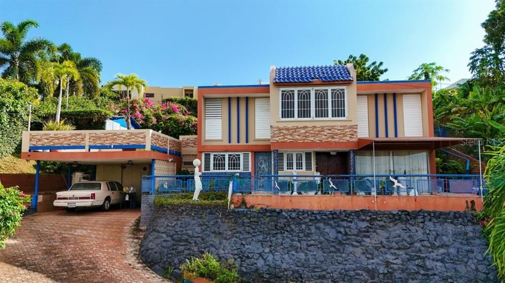 Recently Sold: $255,000 (3 beds, 2 baths, 2075 Square Feet)