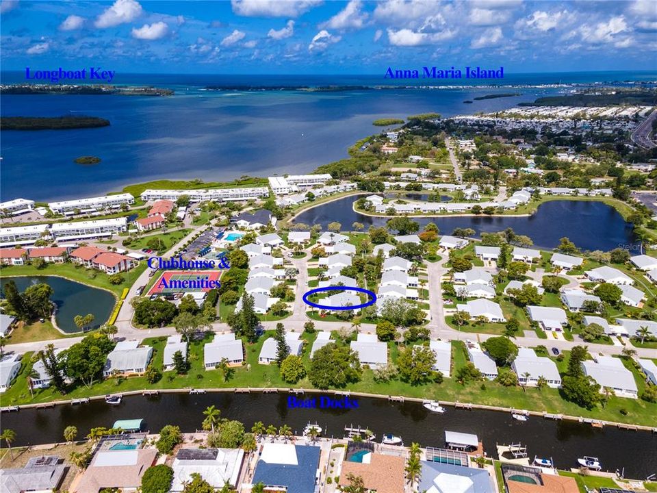 Location, location, location!!!!  Mount Vernon a Boating community. Boat docks available $10 yearly with one time application of $25.  Villa is close to boat docks, clubhouse, Sarasota bay and Anna Maria Island.