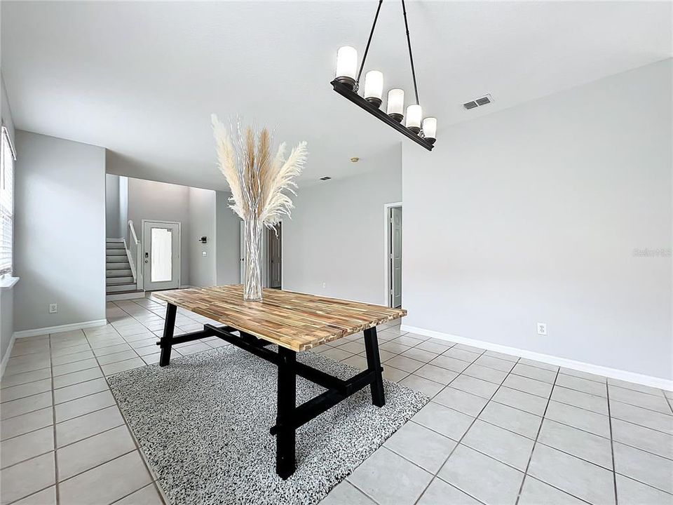 For Sale: $615,000 (4 beds, 2 baths, 2891 Square Feet)