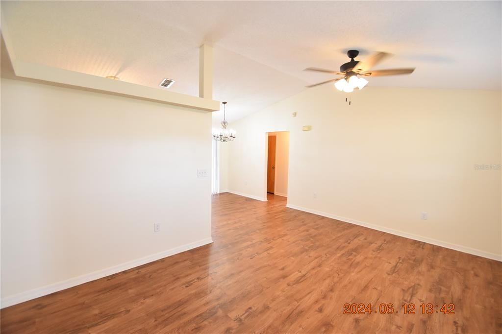 For Rent: $1,795 (3 beds, 2 baths, 1104 Square Feet)