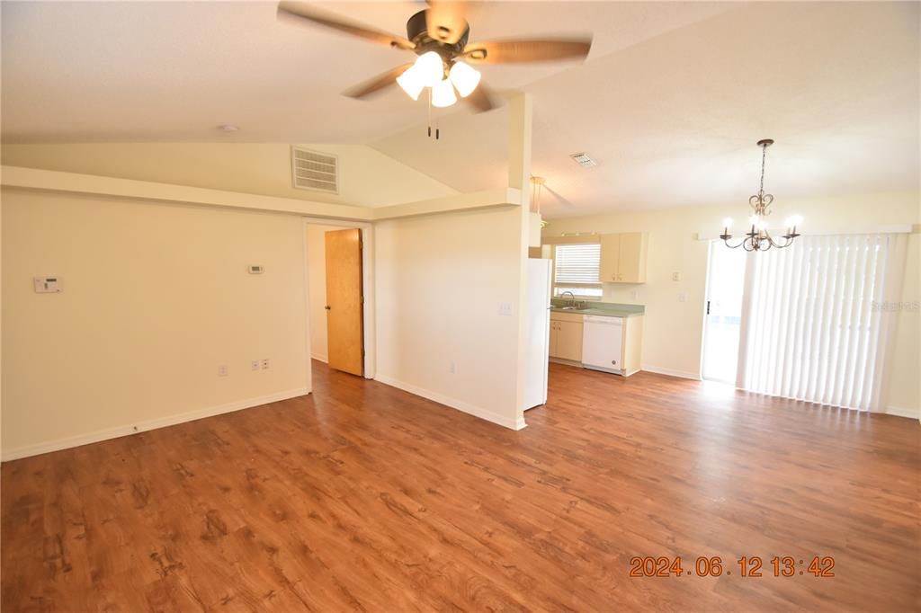 For Rent: $1,795 (3 beds, 2 baths, 1104 Square Feet)