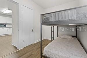 For Rent: $2,150 (3 beds, 1 baths, 962 Square Feet)