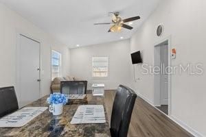 For Rent: $2,150 (3 beds, 1 baths, 962 Square Feet)