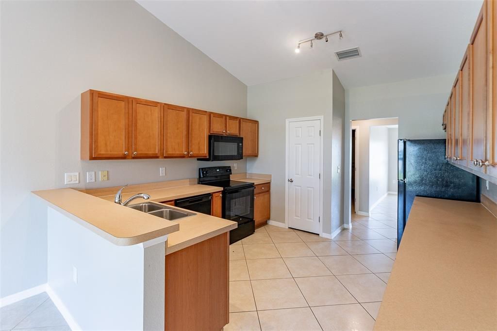 For Sale: $429,000 (4 beds, 2 baths, 2560 Square Feet)