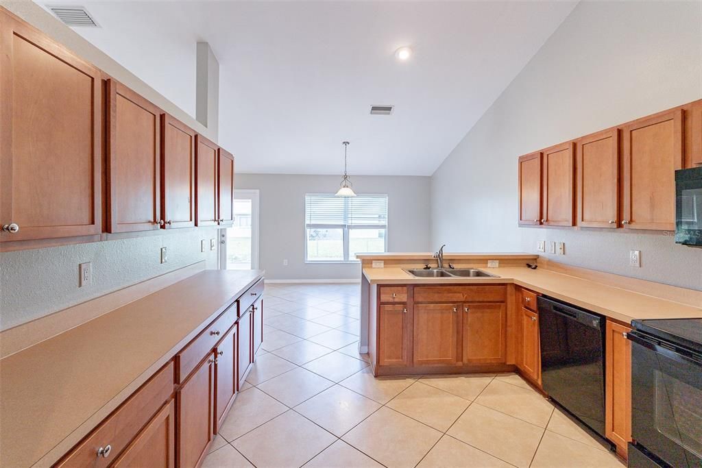 For Sale: $429,000 (4 beds, 2 baths, 2560 Square Feet)