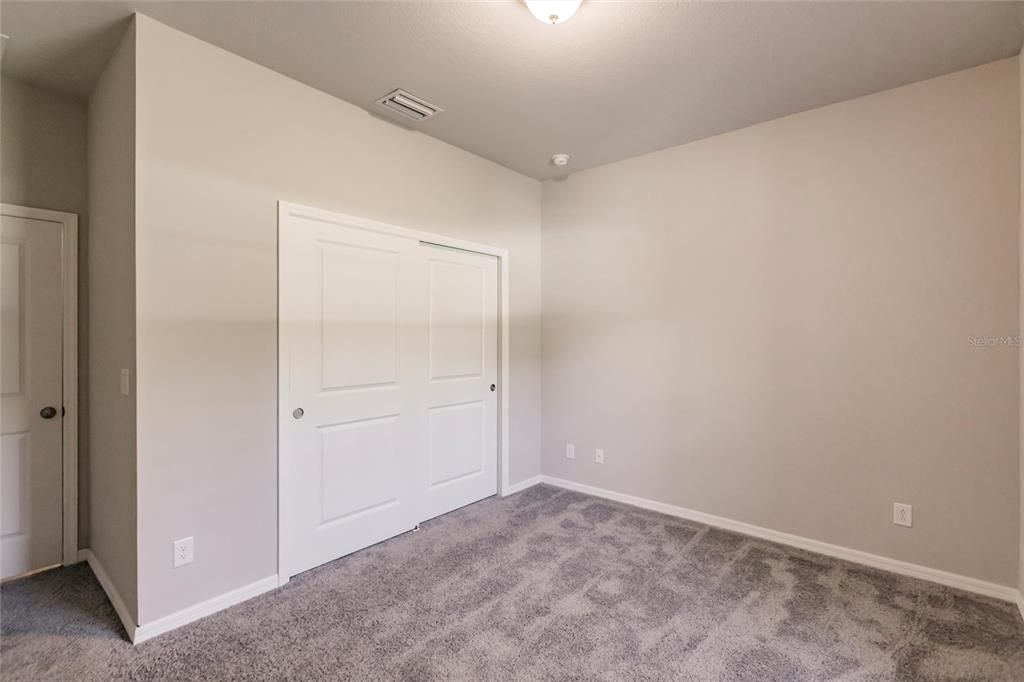 For Rent: $1,999 (3 beds, 2 baths, 1563 Square Feet)