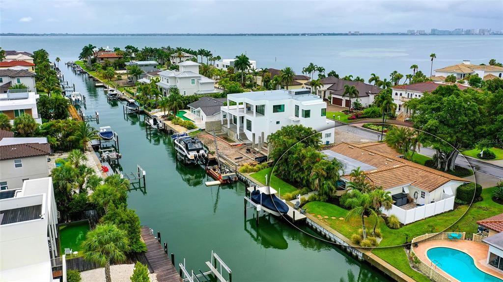 WIDE CANALS TO CRUISE OUT TO SARASOTA BAY IN MINUTES..