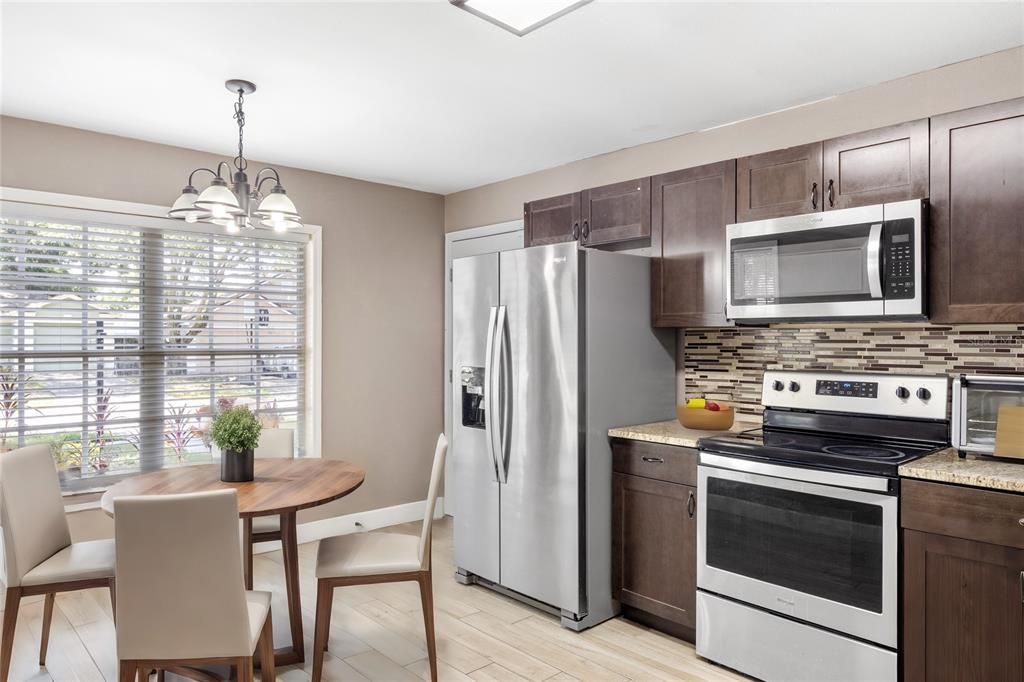 Active With Contract: $315,000 (3 beds, 2 baths, 1349 Square Feet)