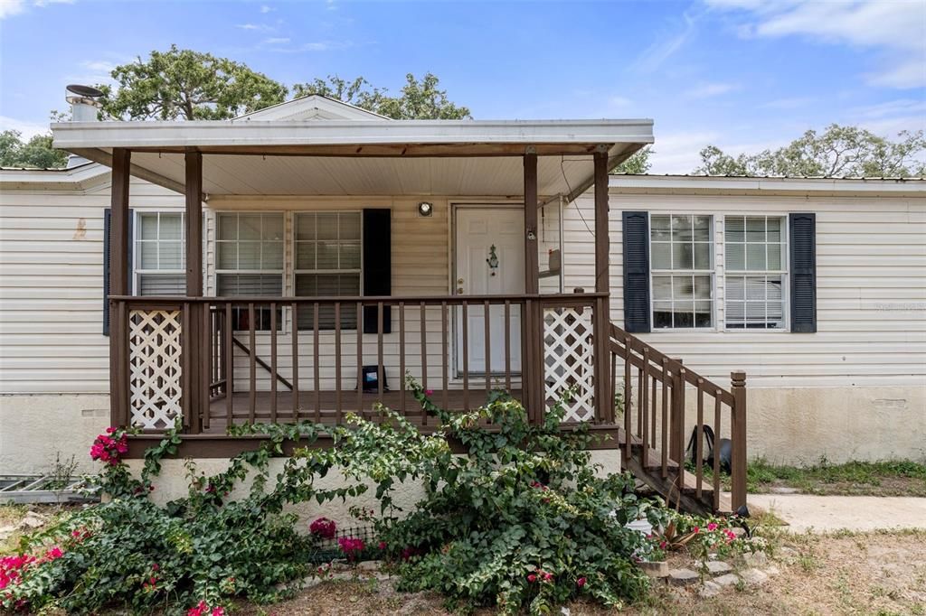 Recently Sold: $199,999 (3 beds, 2 baths, 1830 Square Feet)