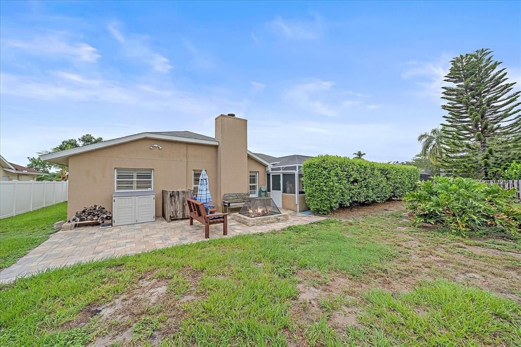 For Sale: $675,000 (3 beds, 2 baths, 2399 Square Feet)