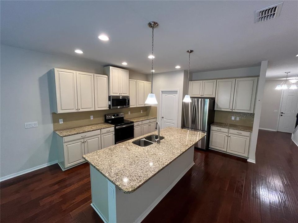 Active With Contract: $2,399 (3 beds, 2 baths, 1872 Square Feet)