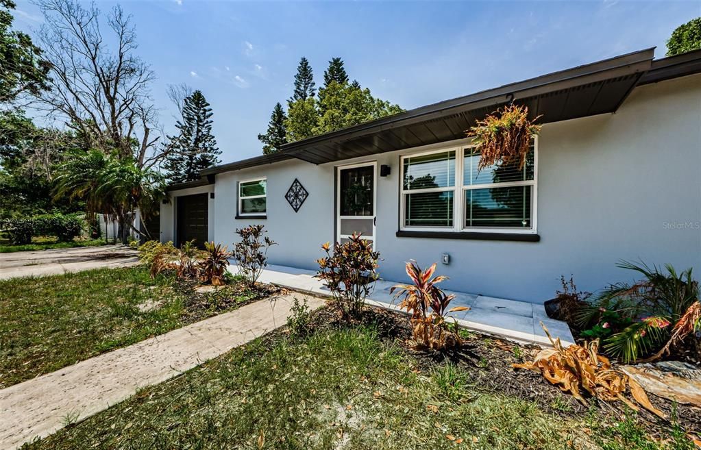 For Sale: $479,000 (4 beds, 2 baths, 1860 Square Feet)