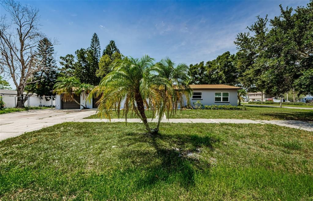 For Sale: $479,000 (4 beds, 2 baths, 1860 Square Feet)