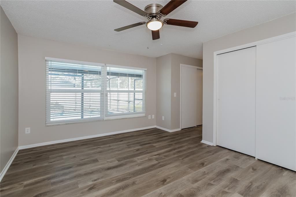 Active With Contract: $2,295 (3 beds, 2 baths, 1420 Square Feet)