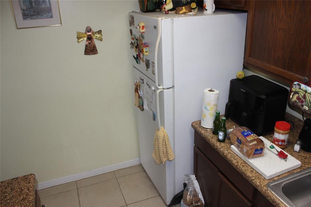 For Sale: $95,000 (2 beds, 2 baths, 1134 Square Feet)