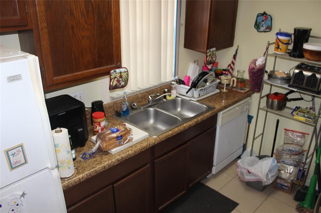 For Sale: $95,000 (2 beds, 2 baths, 1134 Square Feet)