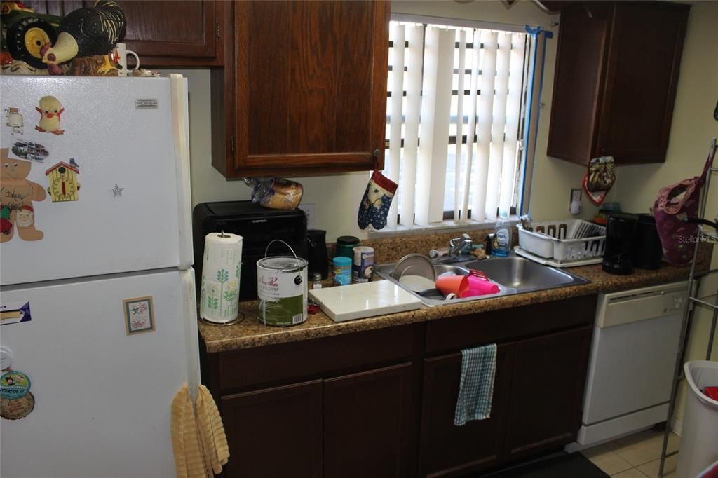 For Sale: $95,000 (2 beds, 2 baths, 1134 Square Feet)