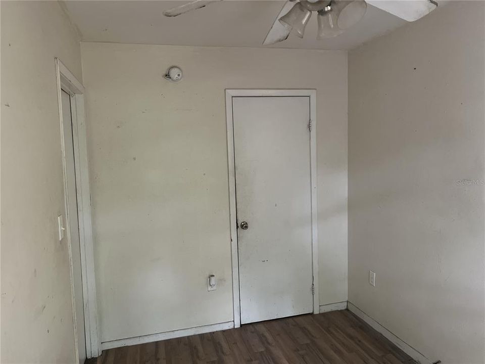 For Sale: $99,000 (3 beds, 1 baths, 792 Square Feet)