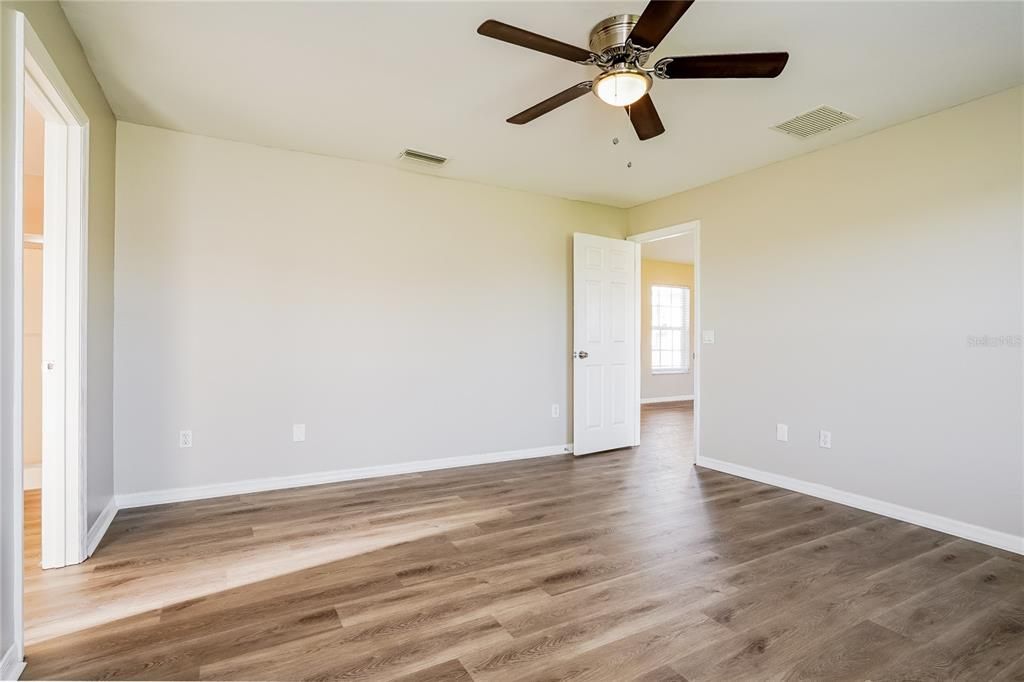 For Rent: $2,315 (3 beds, 2 baths, 1269 Square Feet)