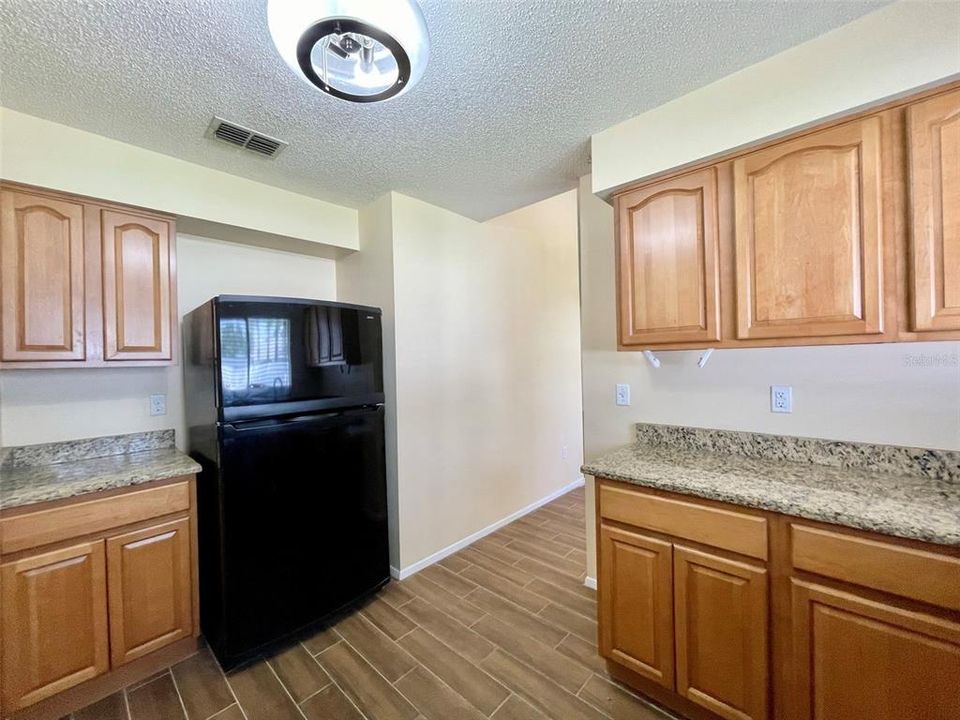 For Rent: $2,200 (3 beds, 2 baths, 1240 Square Feet)