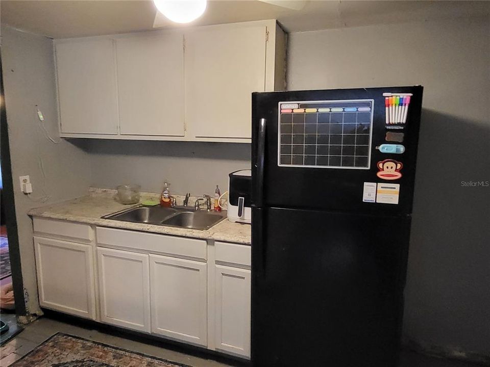 For Sale: $109,900 (2 beds, 2 baths, 1044 Square Feet)