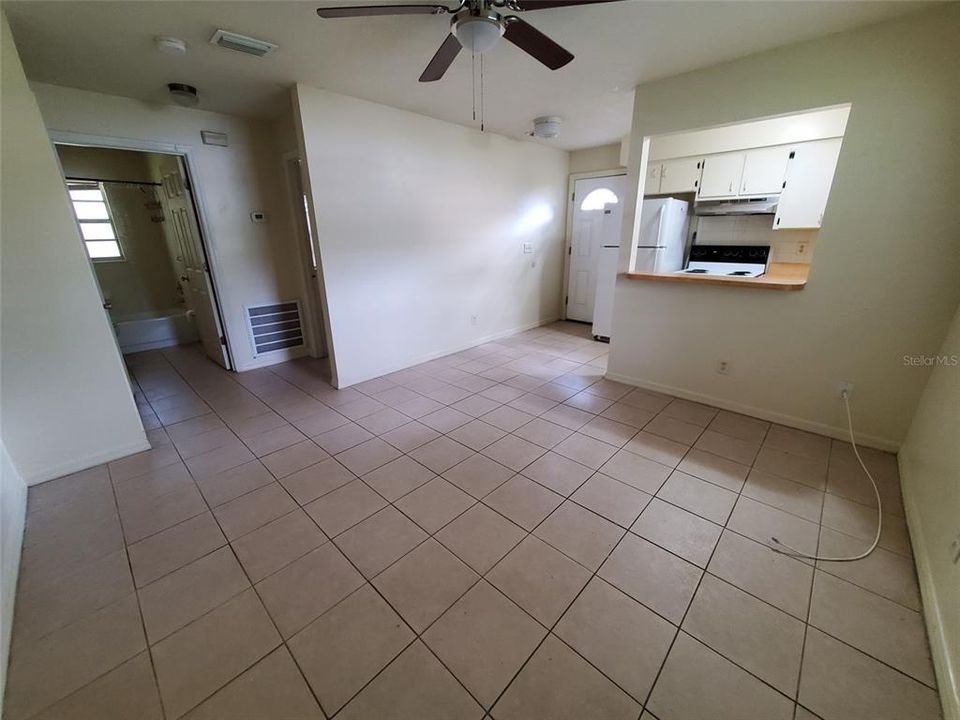 Activo con contrato: $219,900 (2 camas, 0 baños, 520 Pies cuadrados)