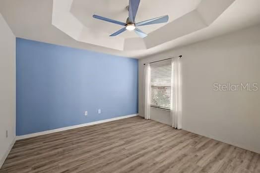 Active With Contract: $329,900 (3 beds, 2 baths, 1395 Square Feet)