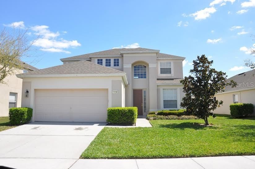 Active With Contract: $2,900 (4 beds, 2 baths, 2391 Square Feet)