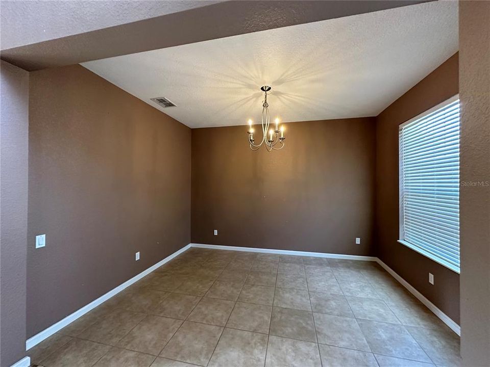 Active With Contract: $2,900 (4 beds, 2 baths, 2391 Square Feet)