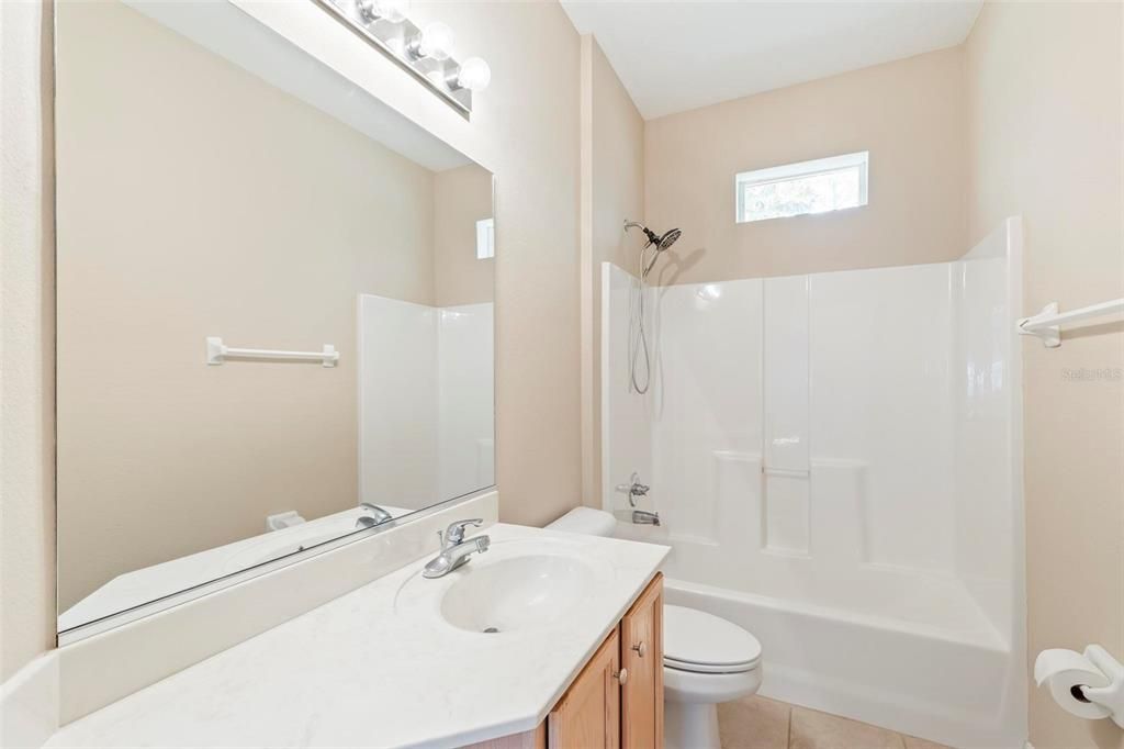 For Sale: $329,000 (2 beds, 2 baths, 1647 Square Feet)