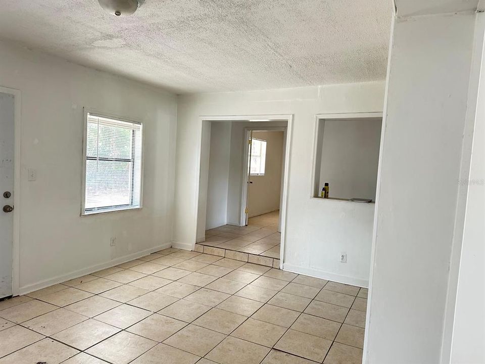 For Sale: $364,950 (3 beds, 2 baths, 1722 Square Feet)