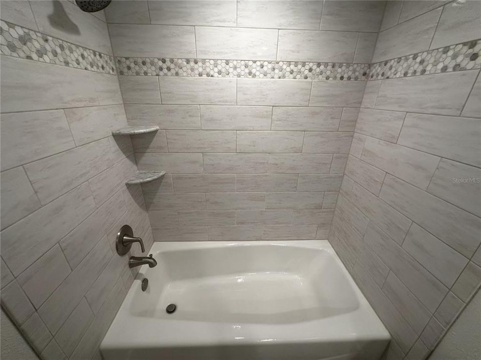 待售: $385,000 (3 贝兹, 2 浴室, 1145 平方英尺)