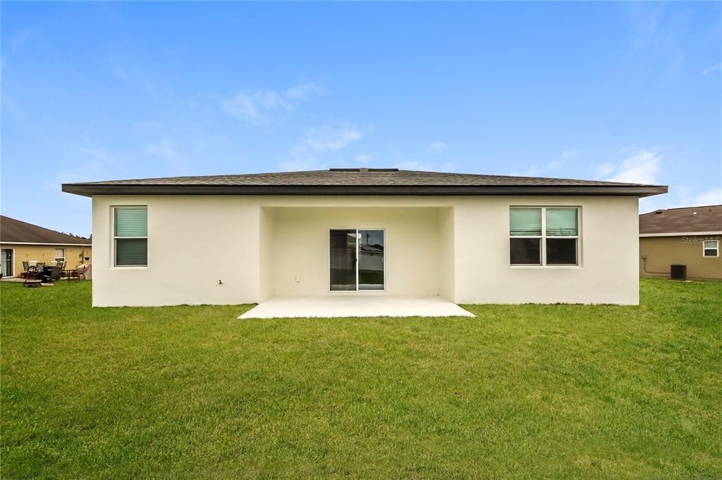 For Sale: $325,000 (4 beds, 2 baths, 1670 Square Feet)
