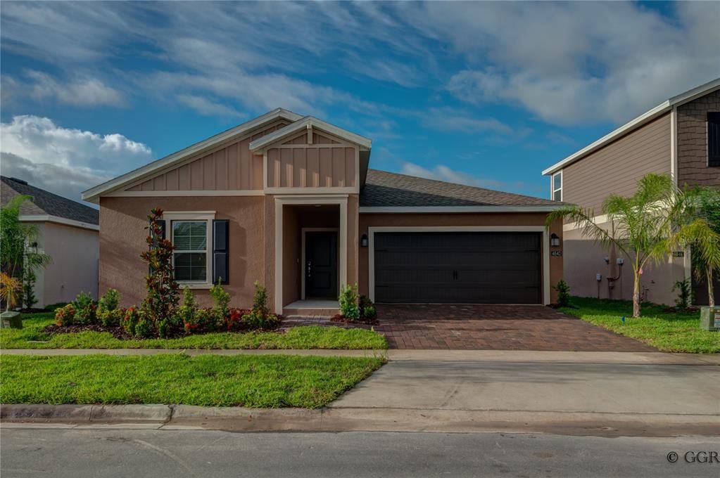 Active With Contract: $2,650 (4 beds, 2 baths, 1936 Square Feet)