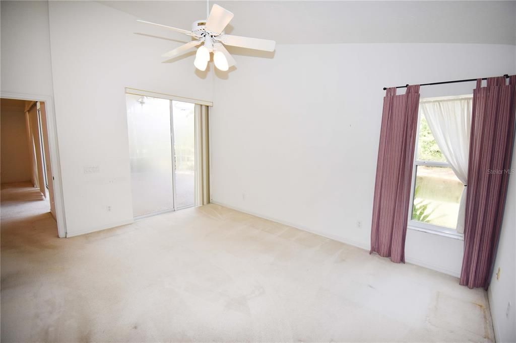 For Sale: $375,000 (3 beds, 2 baths, 1657 Square Feet)