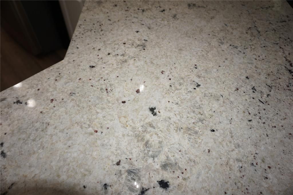 BEAUTIFUL GRANITE COUNTERTOPS