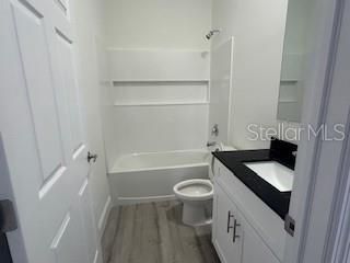 For Sale: $274,900 (2 beds, 2 baths, 1277 Square Feet)