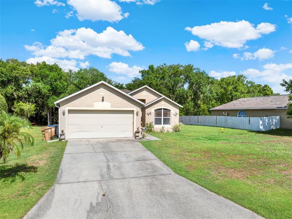 For Sale: $345,000 (3 beds, 2 baths, 1464 Square Feet)