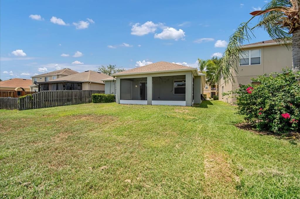 Active With Contract: $389,900 (4 beds, 2 baths, 1868 Square Feet)