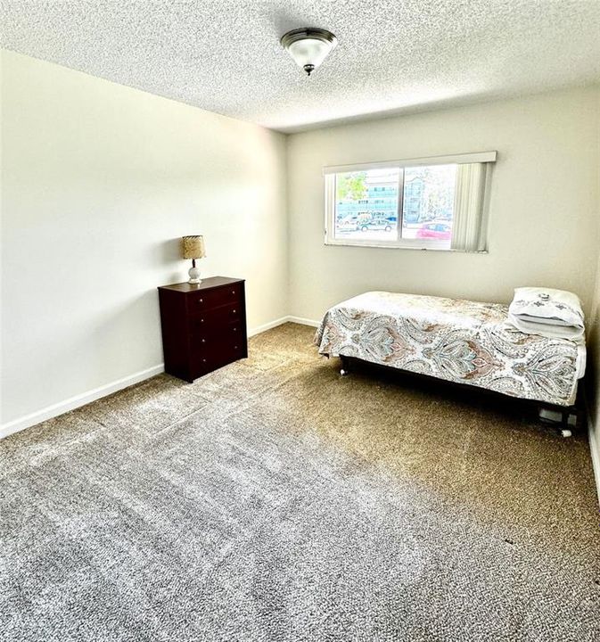 For Sale: $219,500 (2 beds, 2 baths, 1100 Square Feet)