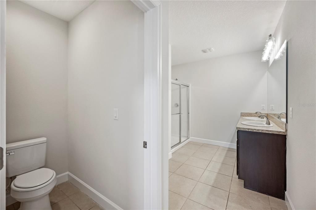 For Sale: $314,950 (3 beds, 2 baths, 1711 Square Feet)