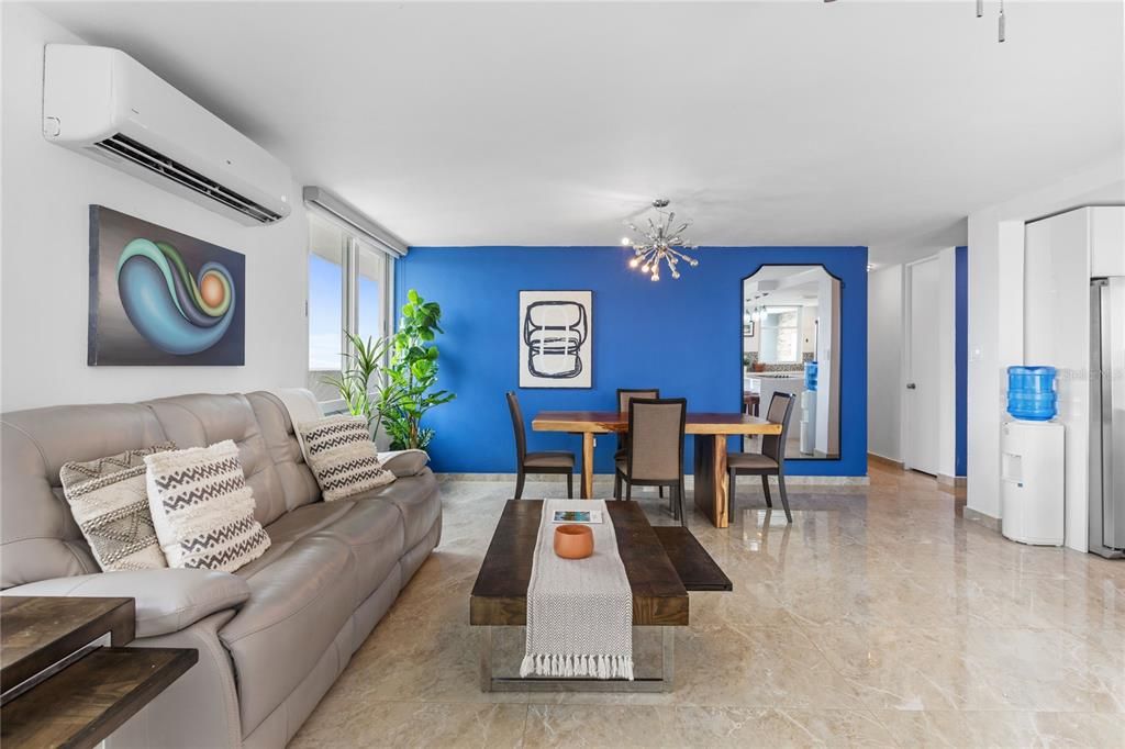 Recently Sold: $659,000 (2 beds, 2 baths, 1190.56 Square Feet)