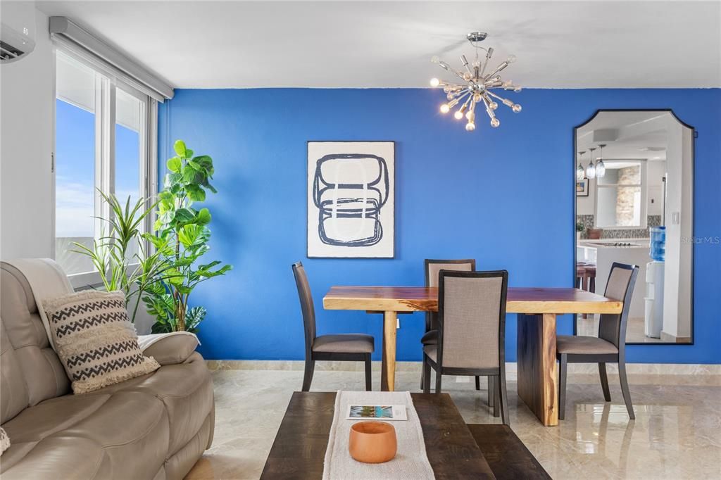 Recently Sold: $659,000 (2 beds, 2 baths, 1190.56 Square Feet)