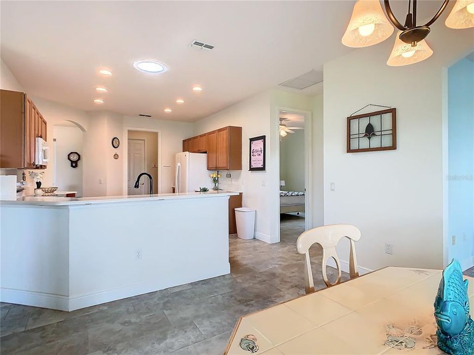 Active With Contract: $400,000 (2 beds, 2 baths, 2038 Square Feet)